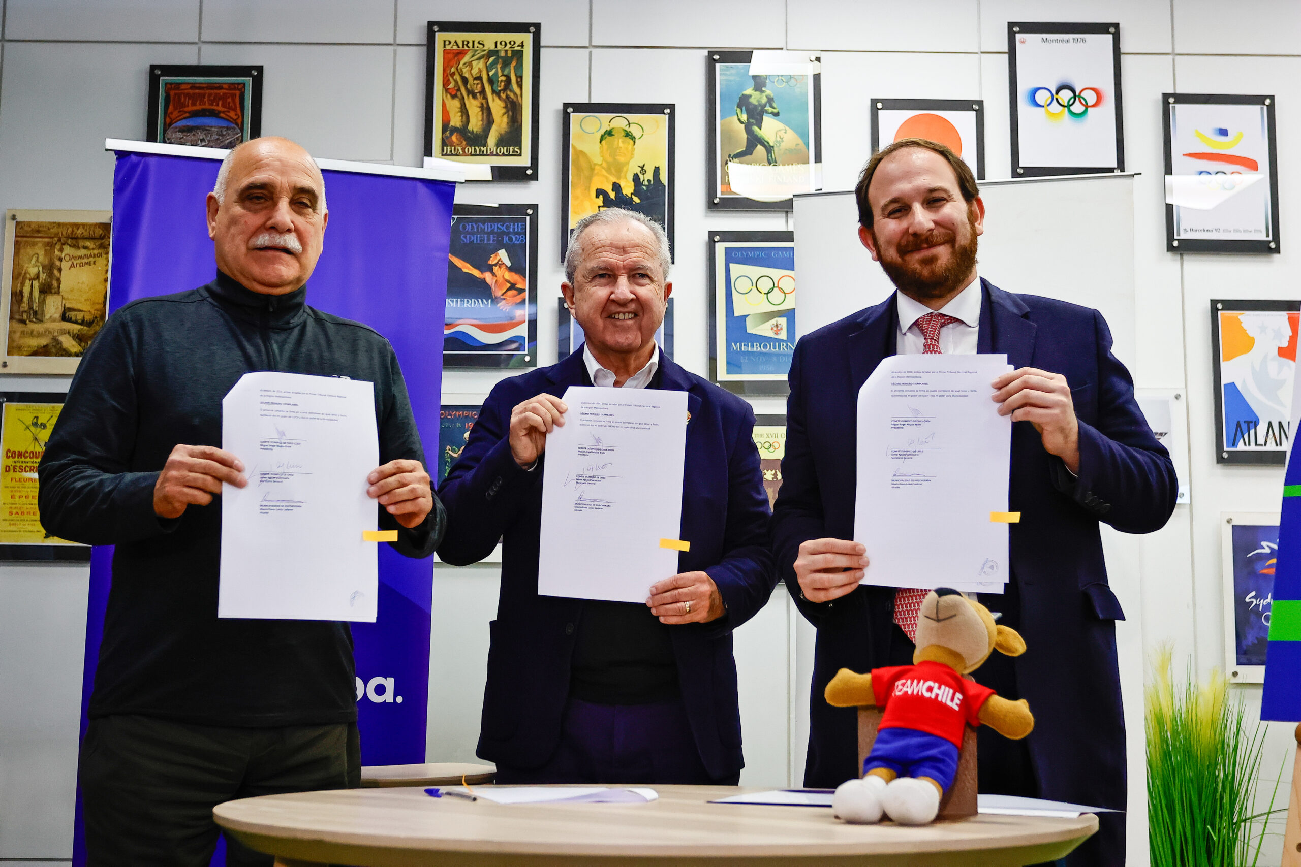 COCh firma convenio con la Municipalidad de Huechuraba